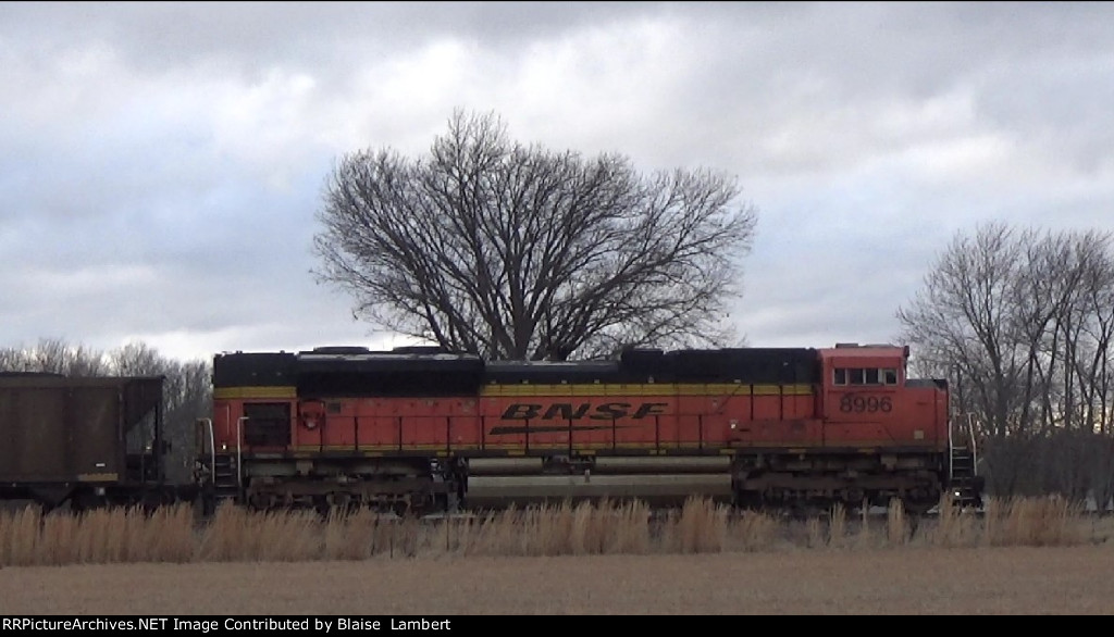 BNSF 8996